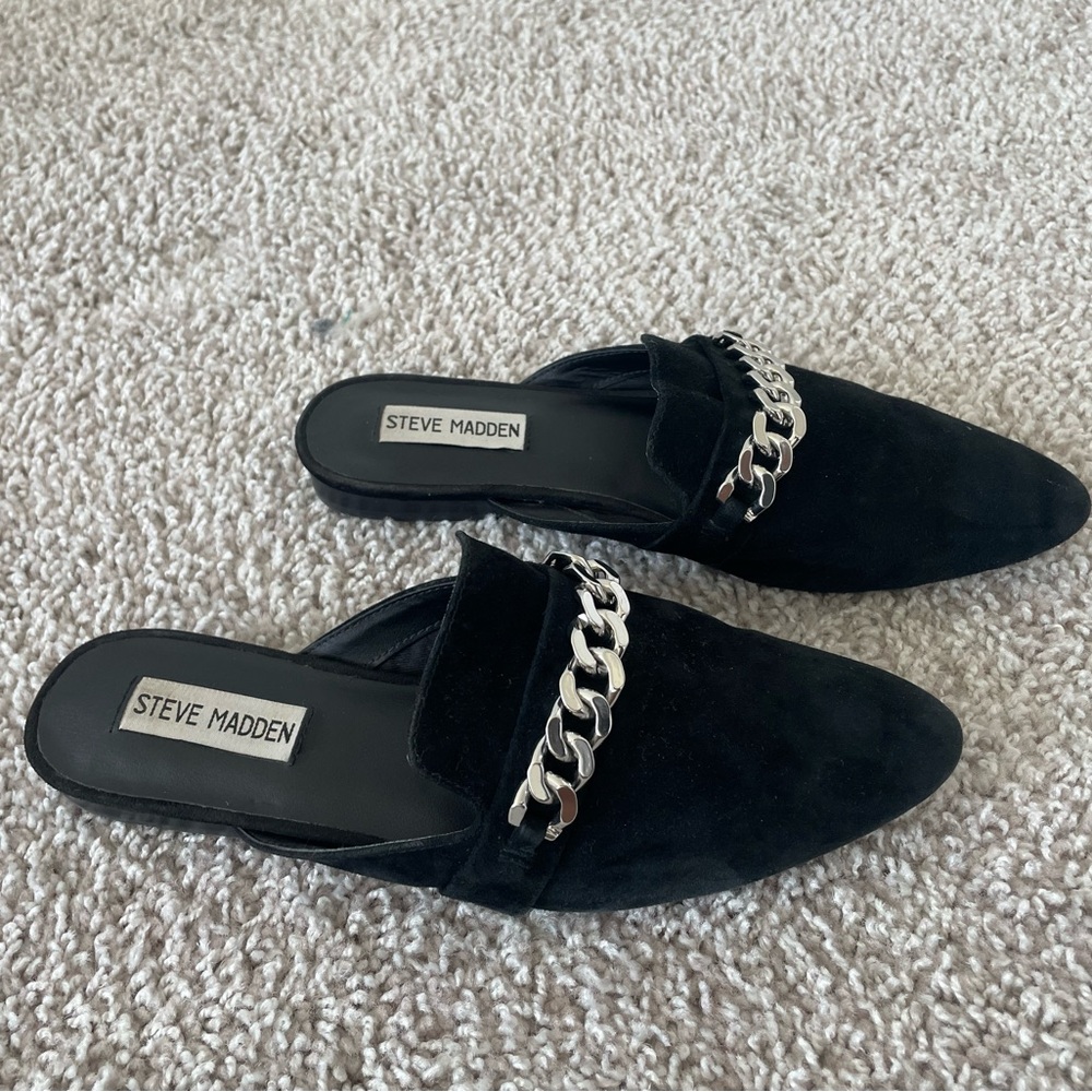 Steve Madden Black Velvet Chain Mules